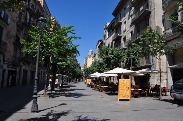 Zdjęcie z Hiszpanii - jedna z uliczek w Gironie