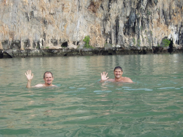 Zdjęcie z Tajlandii - Plywamy w cieplym...