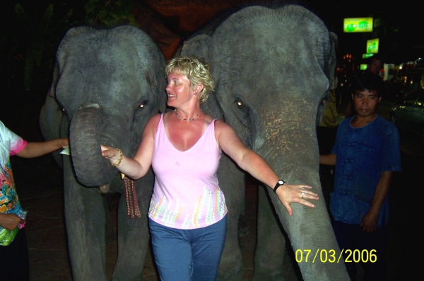 Zdjęcie z Tajlandii - Spotkanie ze slonikami...