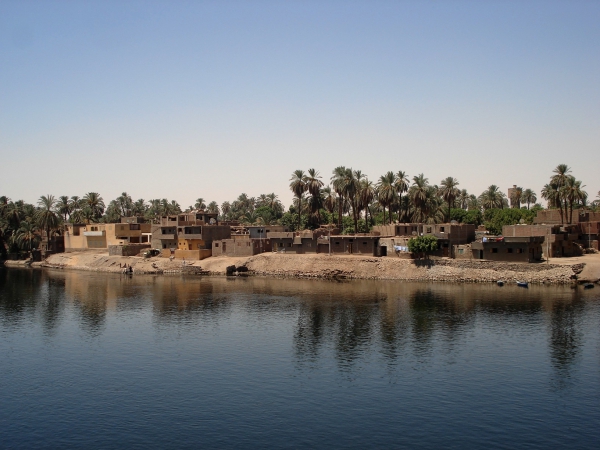 Zdjęcie z Egiptu - Miasteczko nad Nilem