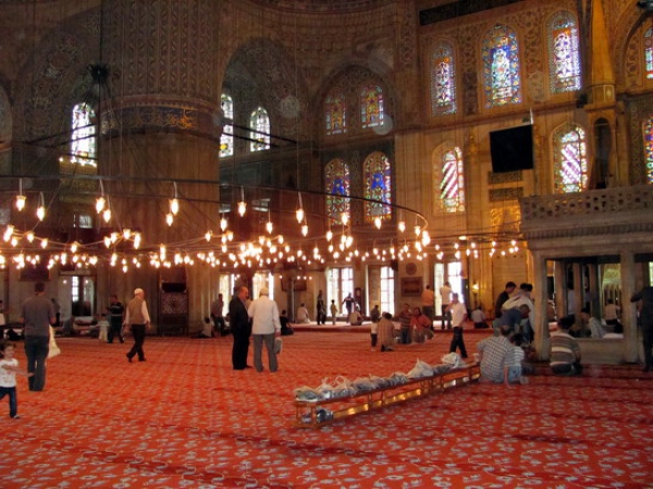 Zdjęcie z Turcji - Błękitno-Czerwony Meczet.