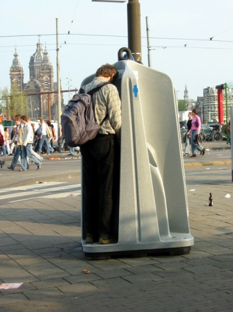 Zdjęcie z Holandii - Uliczna toaleta.