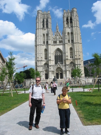 Zdjęcie z Belgii - Fasada katedry - Bruksela