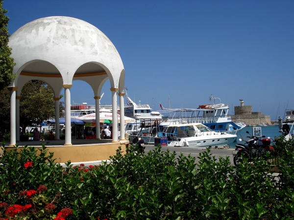 Zdjęcie z Grecji - Rodos. Widok na port.