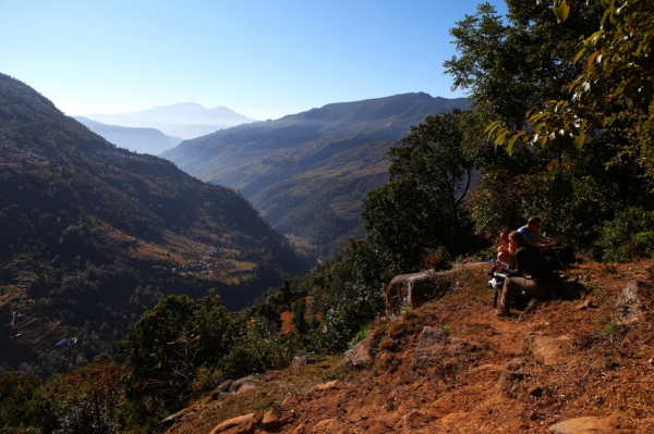 Zdjęcie z Nepalu - Na szlaku... 2900m.