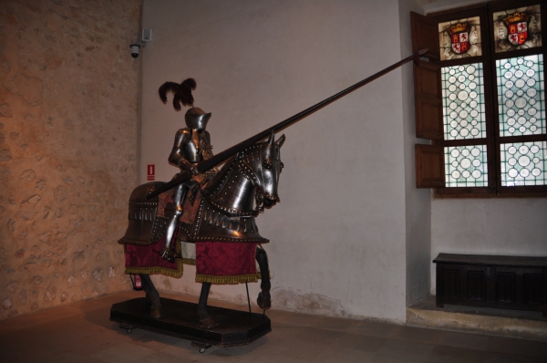 Zdjęcie z Hiszpanii - eksponaty w zamku