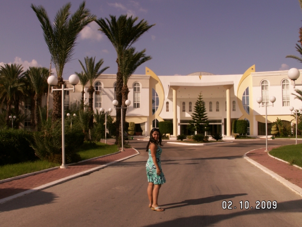 Zdjęcie z Tunezji - Przed hotelem