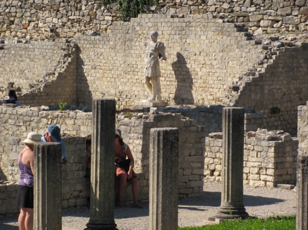 Zdjęcie z Francji - Rzymskie ruiny - Vaison.