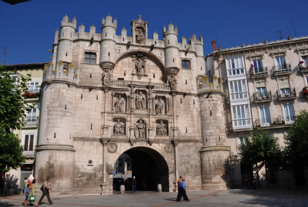 Zdjęcie z Hiszpanii - Brama Arco de Santa Maria