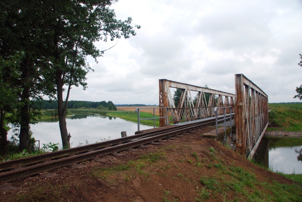 Zdjęcie z Polski - Sypitki - zabytkowy most 