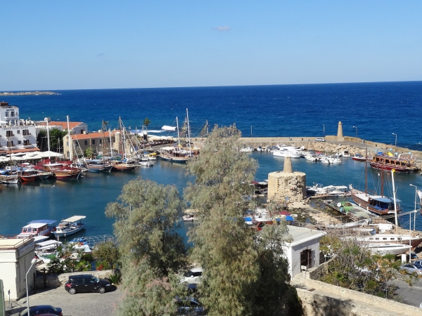 Zdjęcie z Cypru Północnego - Port w Kyrenii