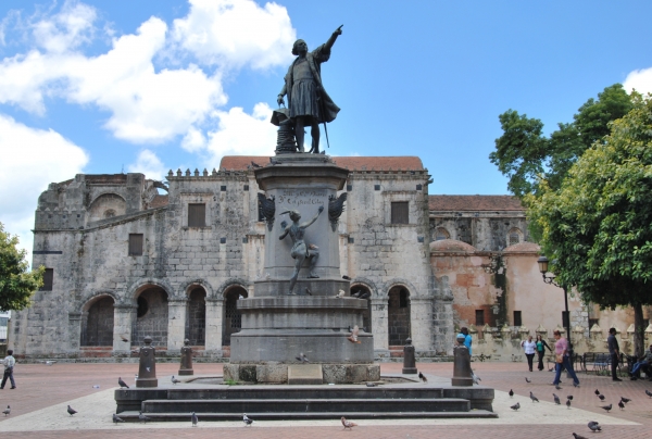 Zdjęcie z Dominikany - Santo Domingo i pomnik 