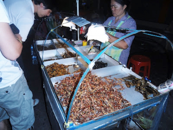 Zdjęcie z Tajlandii - komu robaczka komu? :)