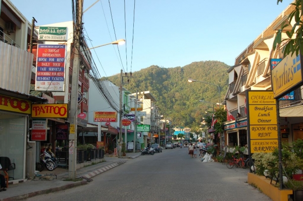 Zdjęcie z Tajlandii - Kata - jedna z uliczek