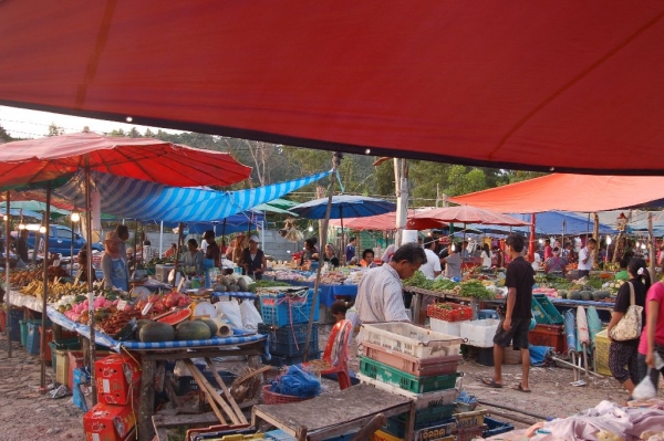 Zdjęcie z Tajlandii - Kata - lokalny bazar