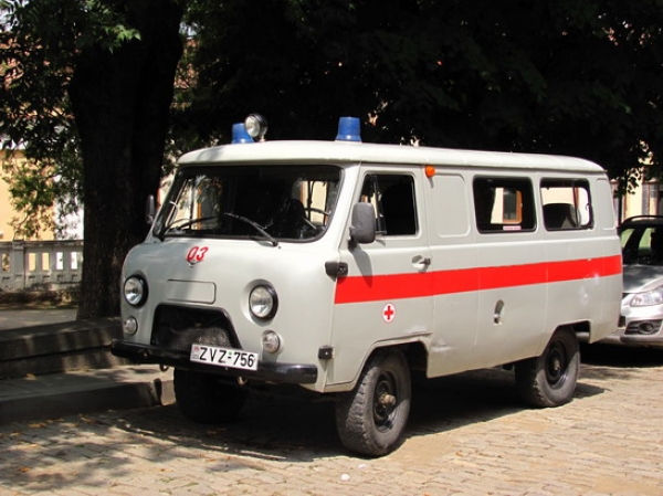 Zdjęcie z Gruzji - Sighnaghi - ambulans.