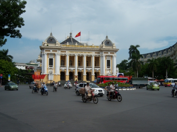 Zdjęcie z Wietnamu - Teatr Operowy
