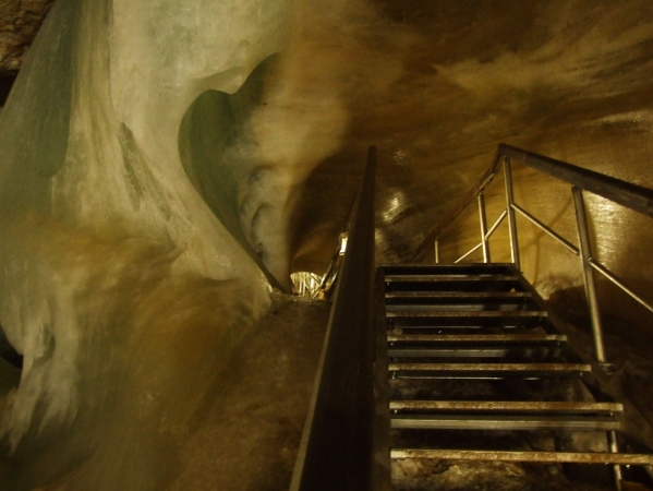 Zdjęcie ze Słowacji - w lodowym tunelu