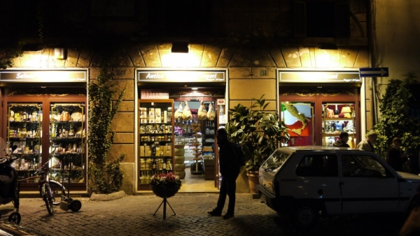 Zdjęcie z Włoch - Uroczy sklepik nr 1 :)