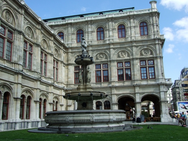 Zdjęcie ze Słowacji - wiedeńska opera