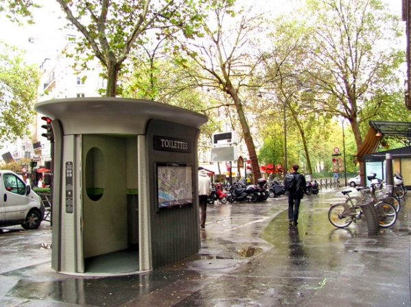 Zdjęcie z Francji - Toaleta XXI wieku