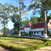 Zdjęcie z Kambodży - Siedziba Krolewska w Siem Reap - niezbyt wystawna, przynajmniej z zewnatrz :)