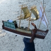 Zdjęcie z Kenii - koniecznie chciał nam tę łódź zhandlować:)