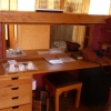 Zdjęcie z Kenii - jest tu też małe biurko na różne klamotki