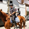 Zdjęcie z Hiszpanii - policja konna jest chyba w każdym hiszpańskim mieście