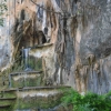 Zdjęcie z Tajlandii - Swiete zrodlo tryskajace ze skaly