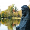 Zdjęcie z Polski - park w Arkadii, sfinks przed świątynią Diany