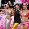 Zdjęcie z Tajlandii - naprawdę trudno pogodzić się z myślą, że to faceci:)