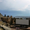 Zdjęcie z Włoch - teatr grecki w Taorminie położony jest naprawdę spektakularnie;