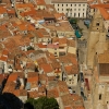 Zdjęcie z Włoch -  Katedra z góry pięknie się komponuje na tle dachówek Cefalu