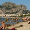 Zdjęcie z Włoch - o tej porze roku na plażach Cefalu nie ma tłumów
