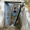 Zdjęcie z Grecji - Zrujnowane budynki w Mesa Gonia.