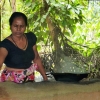 Zdjęcie ze Sri Lanki - wymieszała z ową maką i zaczęła smażyć na oleju kokosowym
