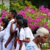 Zdjęcie ze Sri Lanki - znowu towarzyszą nam wycieczki szkolne....