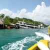 Zdjęcie z Vanuatu - Mijamy statki zniszczone przez cyklon