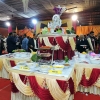 Zdjęcie z Indii - Sala weselna z jedzeniem.
