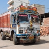 Zdjęcie z Indii - Jaipur - ciężarówka Tata.
