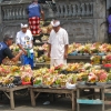 Zdjęcie z Indonezji - ci co sprzedaja ofiary na Bali