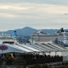 Zdjęcie z Grecji - do portu wpłynęły dwa kolosy, czyli czas się zwijać....