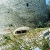 Zdjęcie z Albanii - bunkry są tu  dosłownie wszędzie; miejscami wypada ich  kilkanaście na km/2
