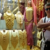 Zdjęcie z Zjednoczonych Emiratów Arabskich - mina męża mówi do mnie: i co by Ci tu kupić Kochanie? :))