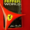 Zdjęcie z Zjednoczonych Emiratów Arabskich - jak już jesteśmy w Abu Dhabi - to odwiedzamy  tutejsze Ferrari World