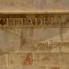 Zdjęcie z Malty - w murach Cytadeli znajduje się rodzaj małego, wewnętrznego 
