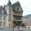 Zdjęcie z Francji - przed katedrą