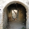 Zdjęcie z Grecji - Stara Perithia - takie ruinki można sobie tam kupić :)