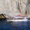 Zdjęcie z Grecji - Dopływamy do błękitnych jaskiń.